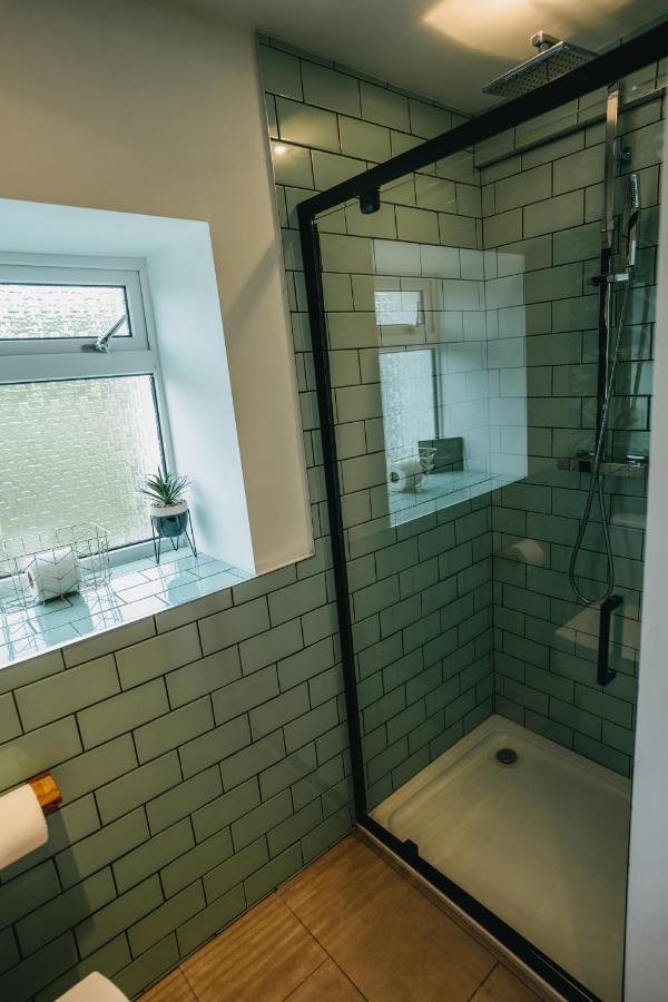 The Little Cottage By Truabode Holiday Lets & Short Lets Newquay - Parking, Wifi & Pet Friendly Brauneberg Exterior photo